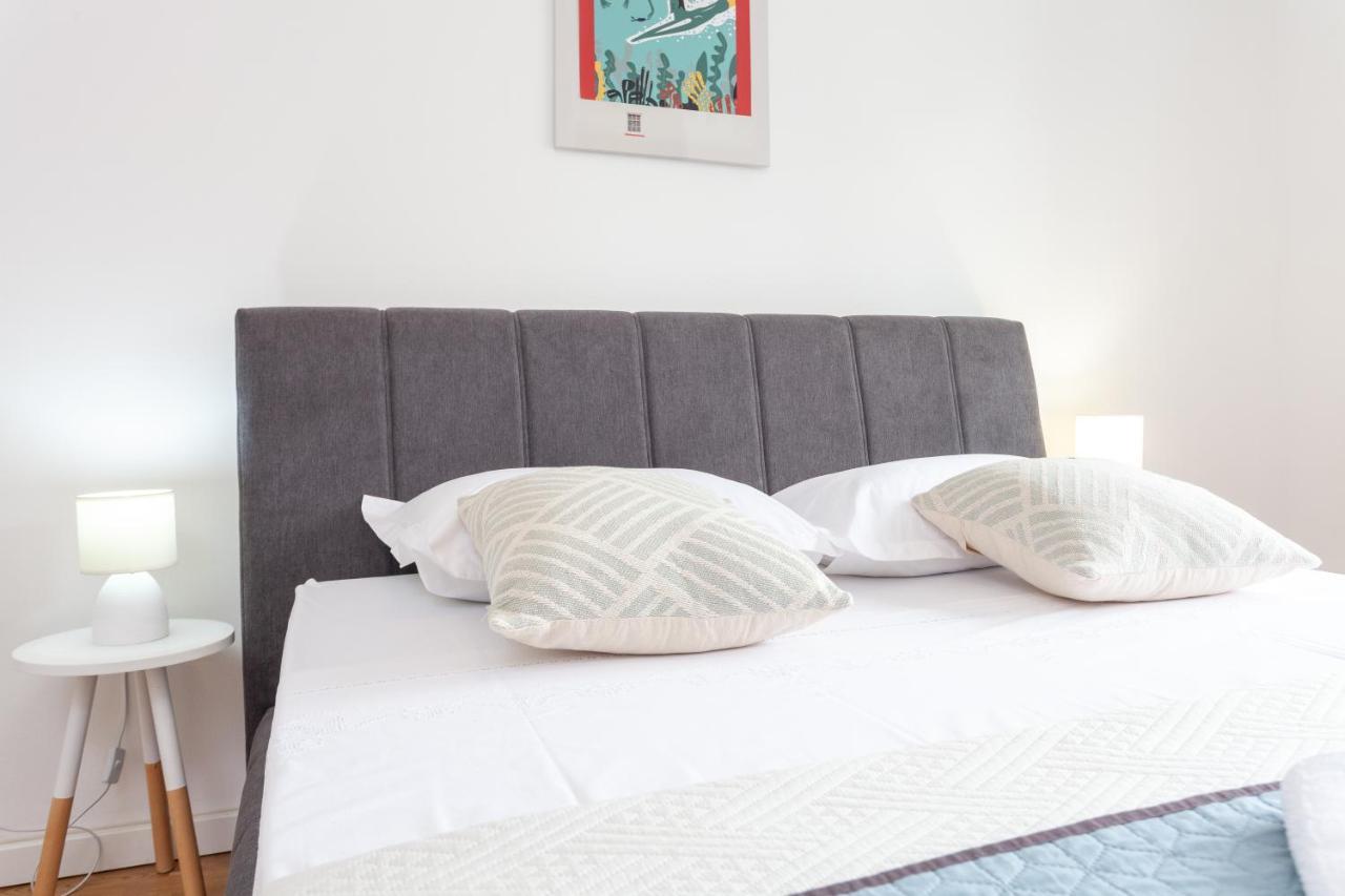 Apartment Mikula Makarska Ngoại thất bức ảnh