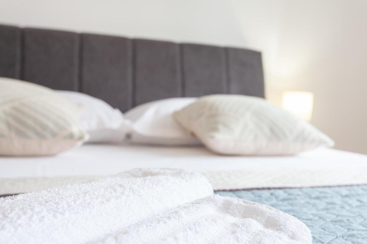Apartment Mikula Makarska Ngoại thất bức ảnh