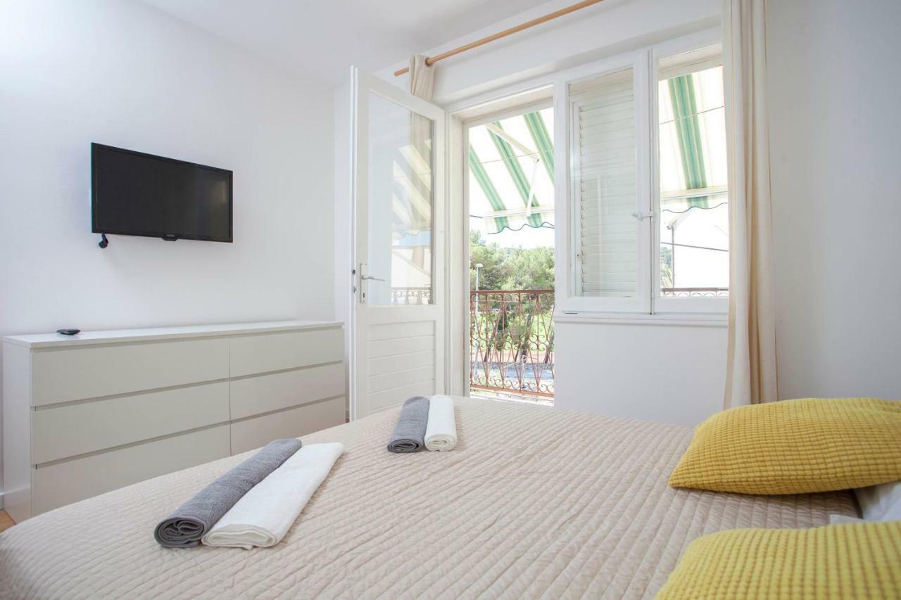 Apartment Mikula Makarska Ngoại thất bức ảnh