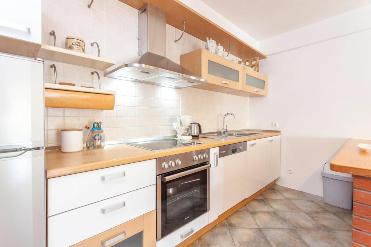Apartment Mikula Makarska Ngoại thất bức ảnh